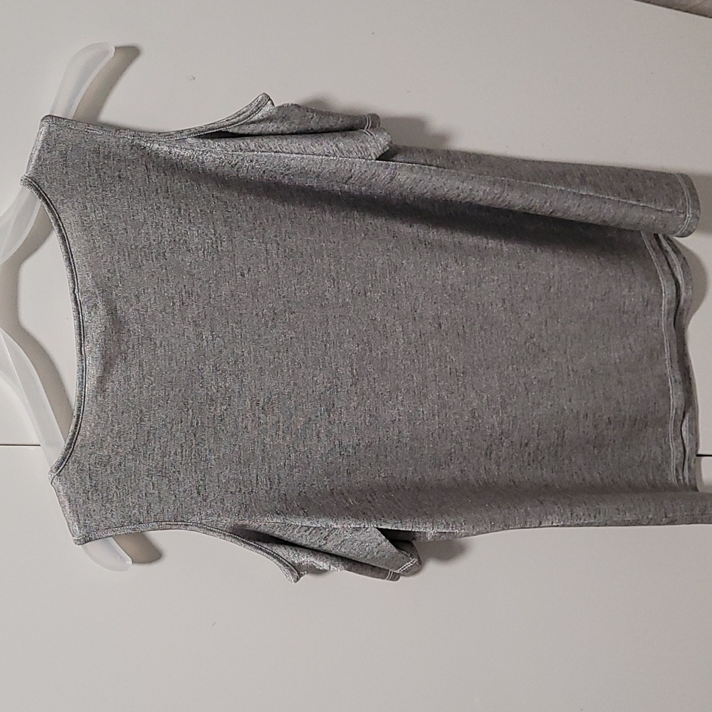 Calvin Klein top - Picture 4 of 4